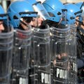 Milano ja Torino kasinusmeeleavaldustel said viga politseinikud