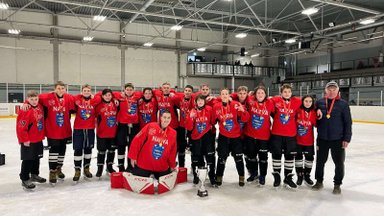 Юные нарвские хоккеисты стали обладателями главного кубка турнира Panter Spring Cup 2024