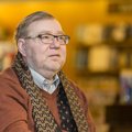 Mart Laar leiab, et on leidnud Eesti Panga nõukogu esimehena poliitilisuse ja neutraalsuse vahel hea tasakaalu