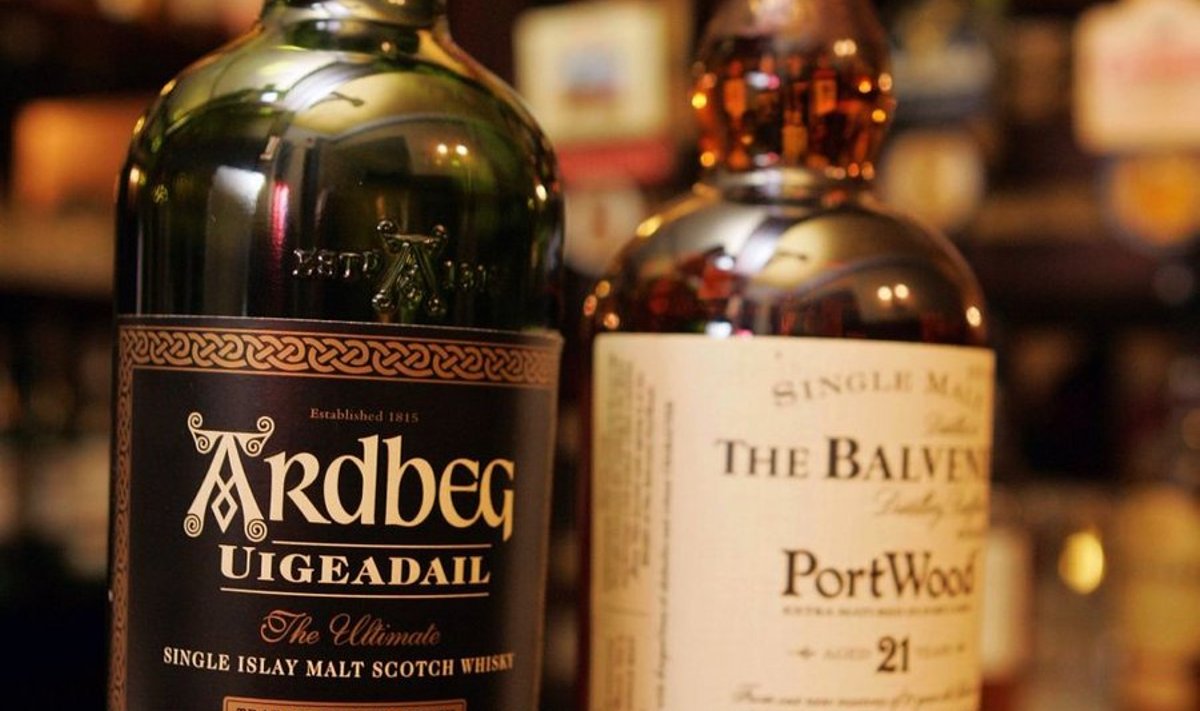 Türgi hotellides ja baarides serveeritav viski võib olla salakaup, mis sisaldab puhta alkoholi asemel isegi uriini. Pilt on illustratiivne.