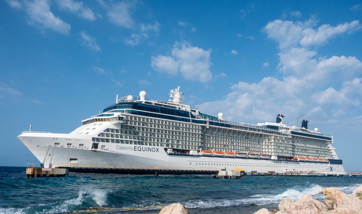 Kruiisilaev Celebrity Equinox, kus juhtum aset leidis.