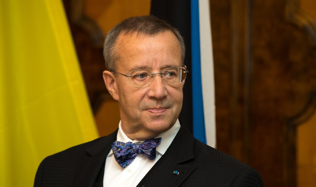 Ukraina president Eestis külas