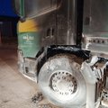 ФОТО: Полиция задержала мужчину, подозреваемого в поджоге мусоровозов и ангара