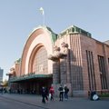 Helsingi raudteejaamas naise vägistanud välismaa nelik mõisteti vangi