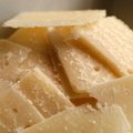 Uus oluline avastus: juustus peituv säilitusaine tapab vähirakke