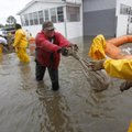 FOTOD: Troopiline torm Lee uputab New Orleansi