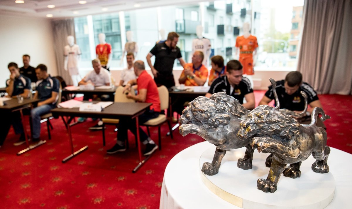 Uus nimi ja uus trofee. Võrkpalli Balti liiga nimisponsoriks sai Credit24 ja uuel trofeel on kolm lõvi, sest leedulased sekkuvad kullajahti.