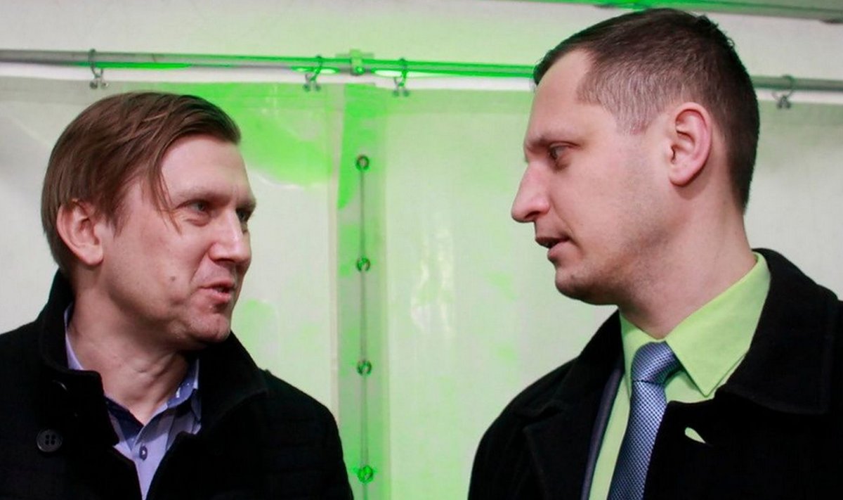 Теэт Куусмик (слева) и депутат парламента Дмитрий Дмитриев на открытии Кохтла-Ярвеского технопартка