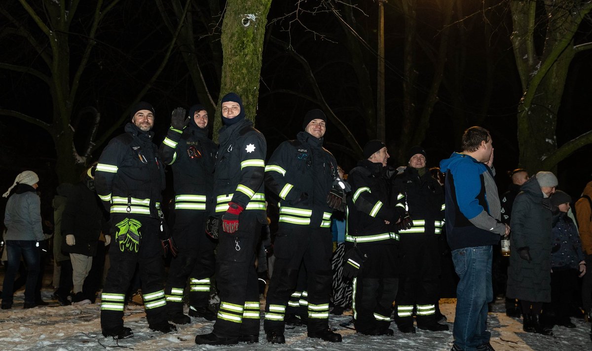 Päästjad Tartus 2024. aastat vastu võtmas