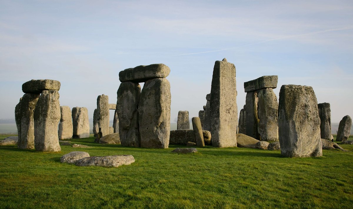 4500 aastat tagasi ehitatud Stonehenge on Briti maausuliste jaoks peamine paik, kus suvist pööripäeva tähistada.