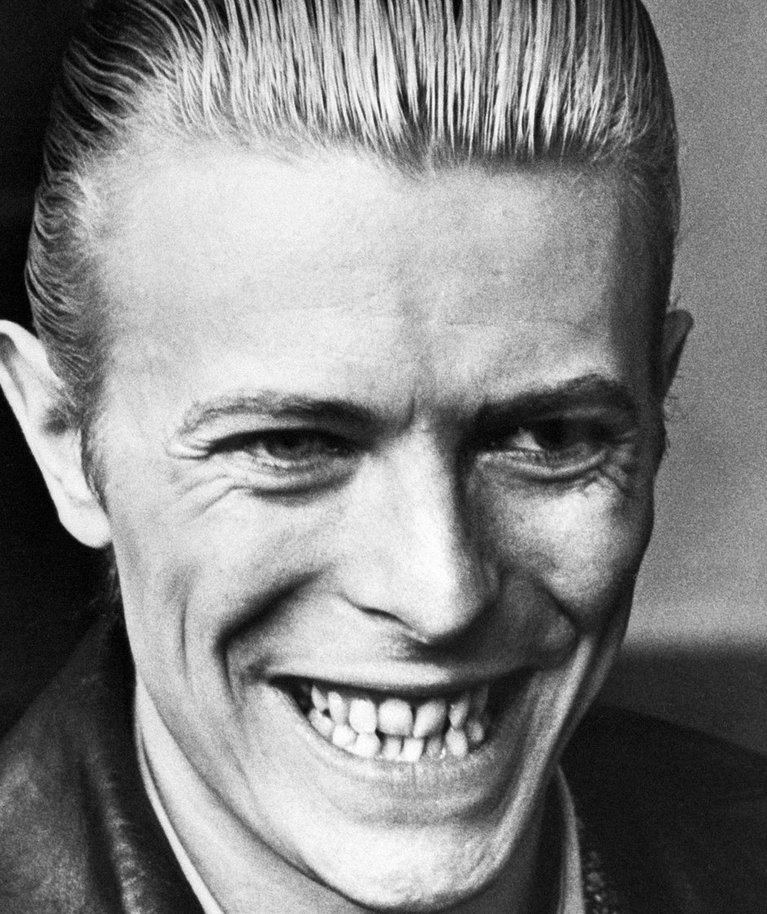 Muusika kõrval oli Bowie suurim kink inimkonnale näidata eeskuju, kuidas õige suhtlusviisi ja pühendumusega enda potentsiaal realiseerida.