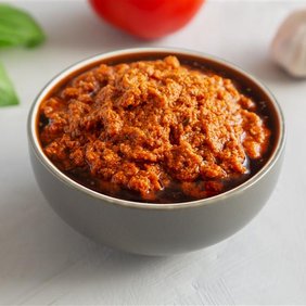 Päikesekuivatatud tomati pesto