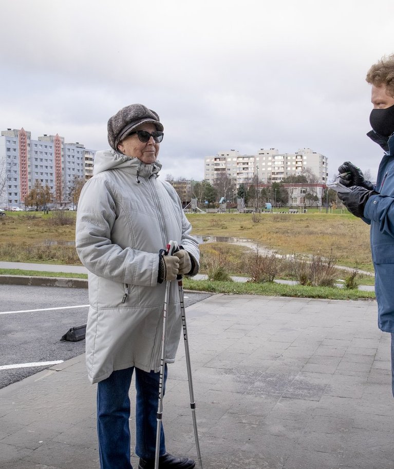 75-aastane Lasnamäe elanik Jelena Jegorova nimetas Vahur Kooritsale järgmise aasta valimistest rääkides koguni nelja parteid, aga Keskerakonda nende hulgas polnud.
