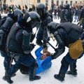 ГАЛЕРЕЯ | В Петербурге прошли самые жесткие задержания протестующих: против демонстрантов применили газ и электрошокеры