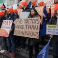 Inglismaa noored arstid alustasid kolmepäevast streiki