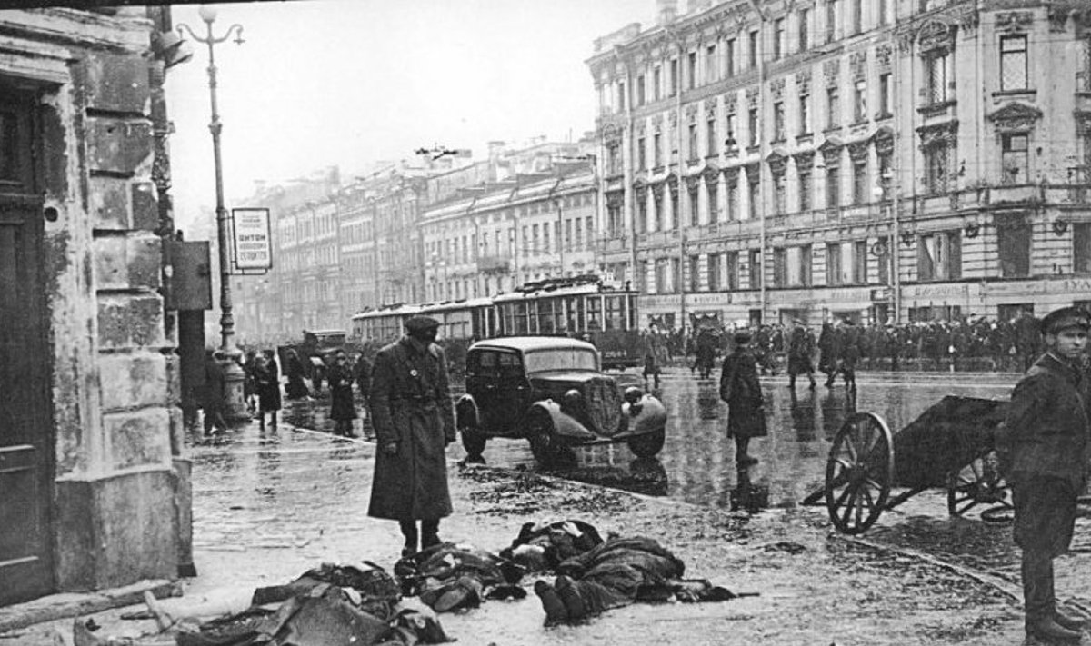 Blokaadi ajal surid inimesed massiliselt nälga lausa tänavail. https://24smi.org/