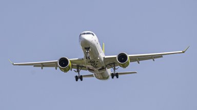 GUUD, BÄÄD, NÄDALA SÕNA: lennukist tõstetakse maha ka lihtsalt „peast ülikuks tõmmanuid“