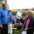 FOTOD: Olümpiasõudjate tänuüritusel Pärnus maiustati hiigeltordi kallal