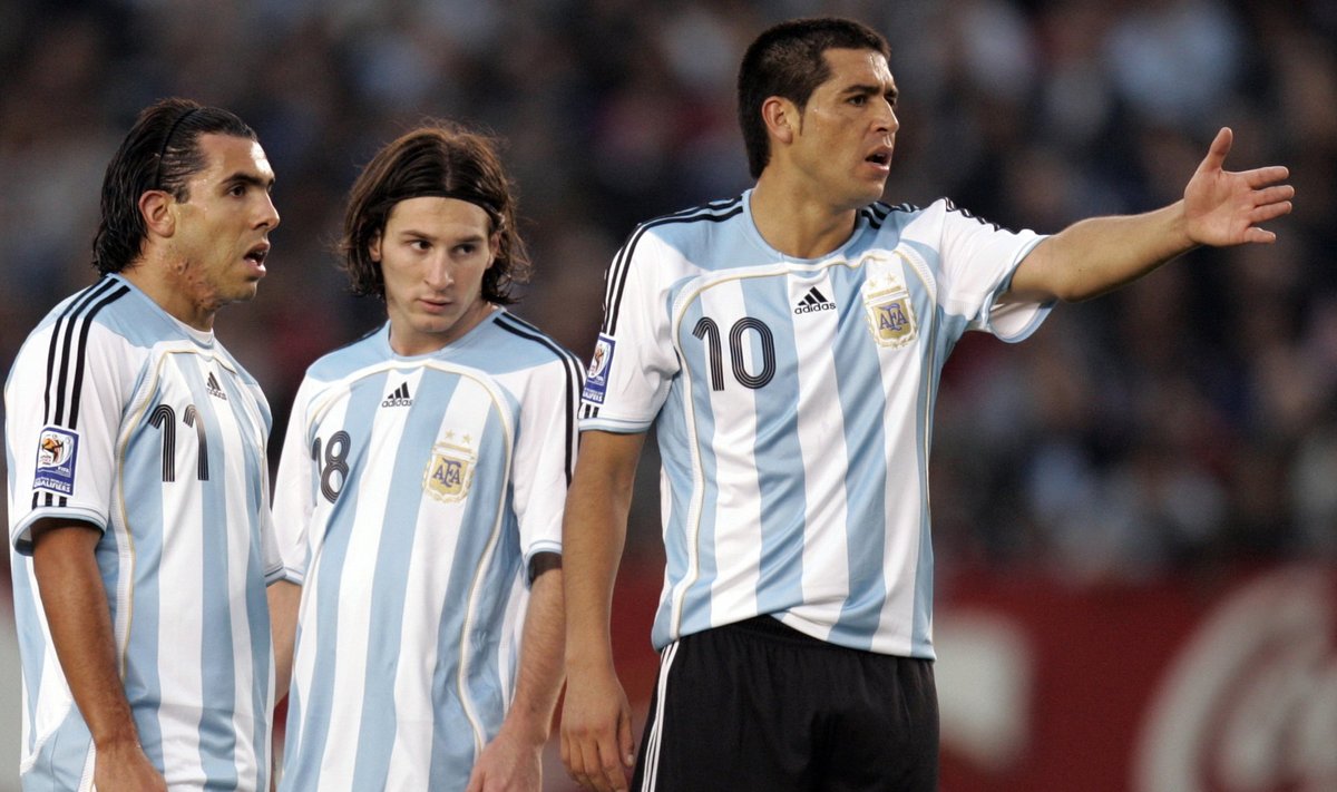File photo of Argentina's Riquelme, Messi and Tevez during their 2010 World Cup qualifying soccer match against Chile in Buenos Aires