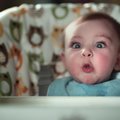 Vaata imearmsat videot, kuidas beebi nutuvõru taas naeratuseks pöörata