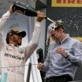 Mercedese boss astus Hamiltoni kaitseks välja: Grosjean olgu õnnelik, et üldse sõita saab