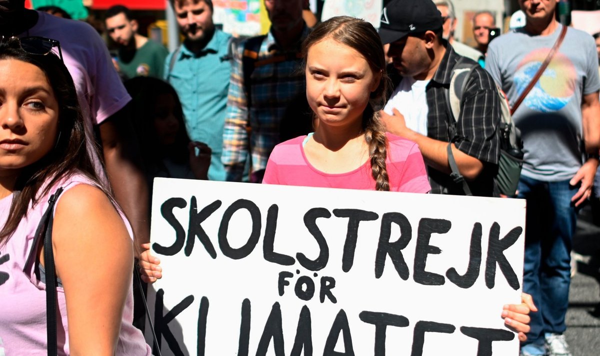 Greta Thunberg mullu sügisel New Yorgis kliimamarsil