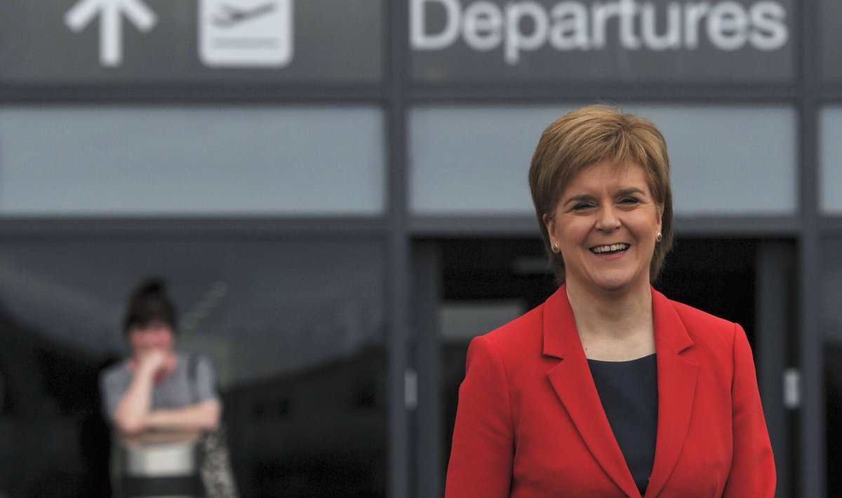 Esimene minister Nicola Sturgeon uurib enda sõnul kõiki võimalusi, et Šotimaa ei peaks EL-ist lahkuma.