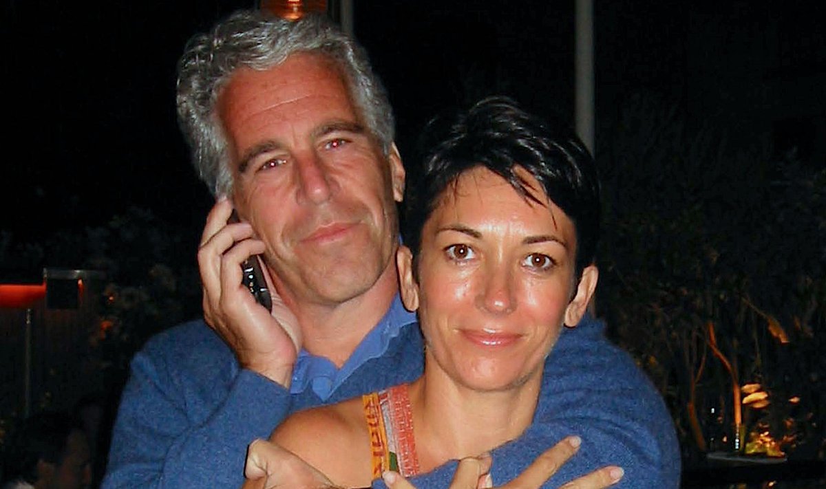 Perversne suhe võttis sellise vormi, et Ghislaine Maxwell otsis Jeffrey Epsteini rahuldamiseks noori naisi. Maxwell pidas neid pelgalt rämpsuks.