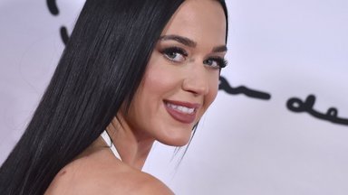 FOTOD | Lauljatar Katy Perry ei jõudnud Met Galale, aga sellegi poolest sai ta kleit hulganisti tähelepanu