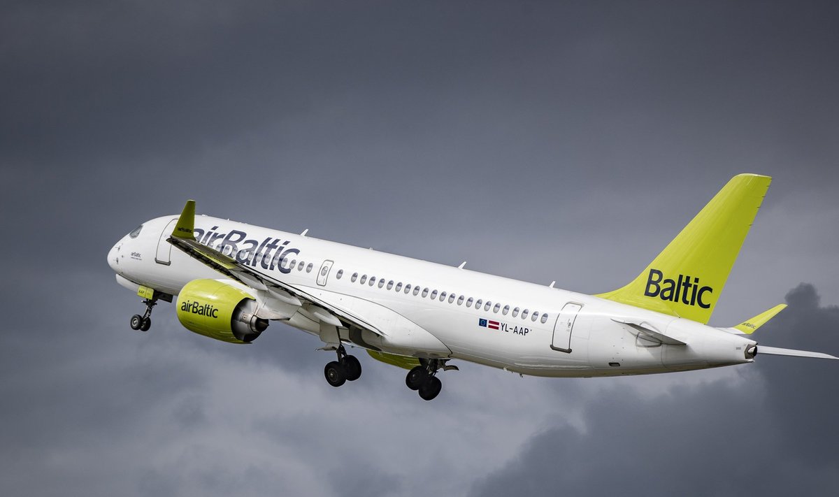 AirBaltic 