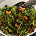 RETSEPTID | Üllatavad salatid valmiskastmetega