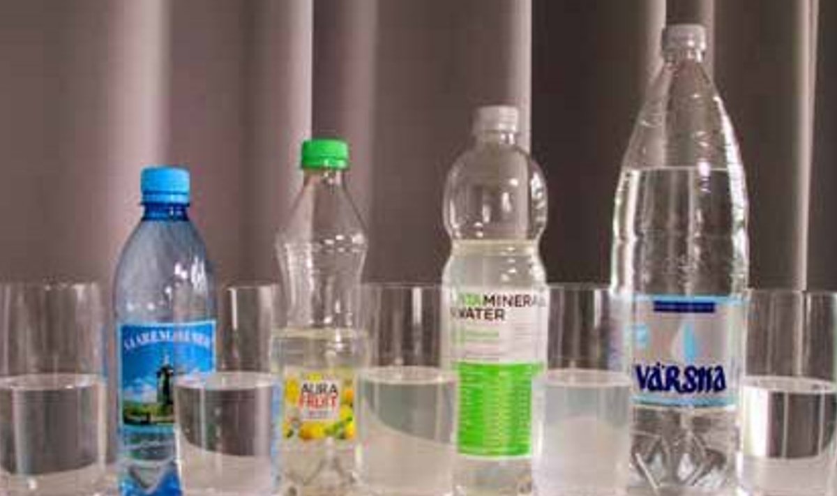 Päevas võiks juua umbes viis klaasi vett. Valik on lai: kraanivesi, karboniseeritud vesi, maitsevesi, vitamiini-vesi ja mineraalvesi.