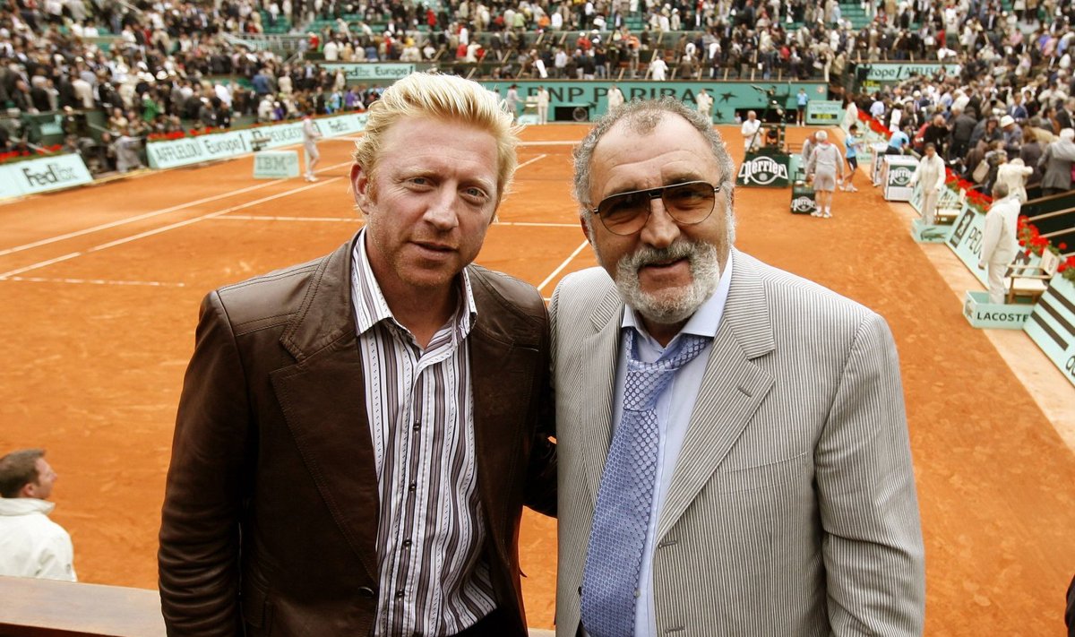 Ion Tiriac (paremal) ja Saksa tenniselegend Boris Becker Madridi tenniseväljakul 2008. aastal. 