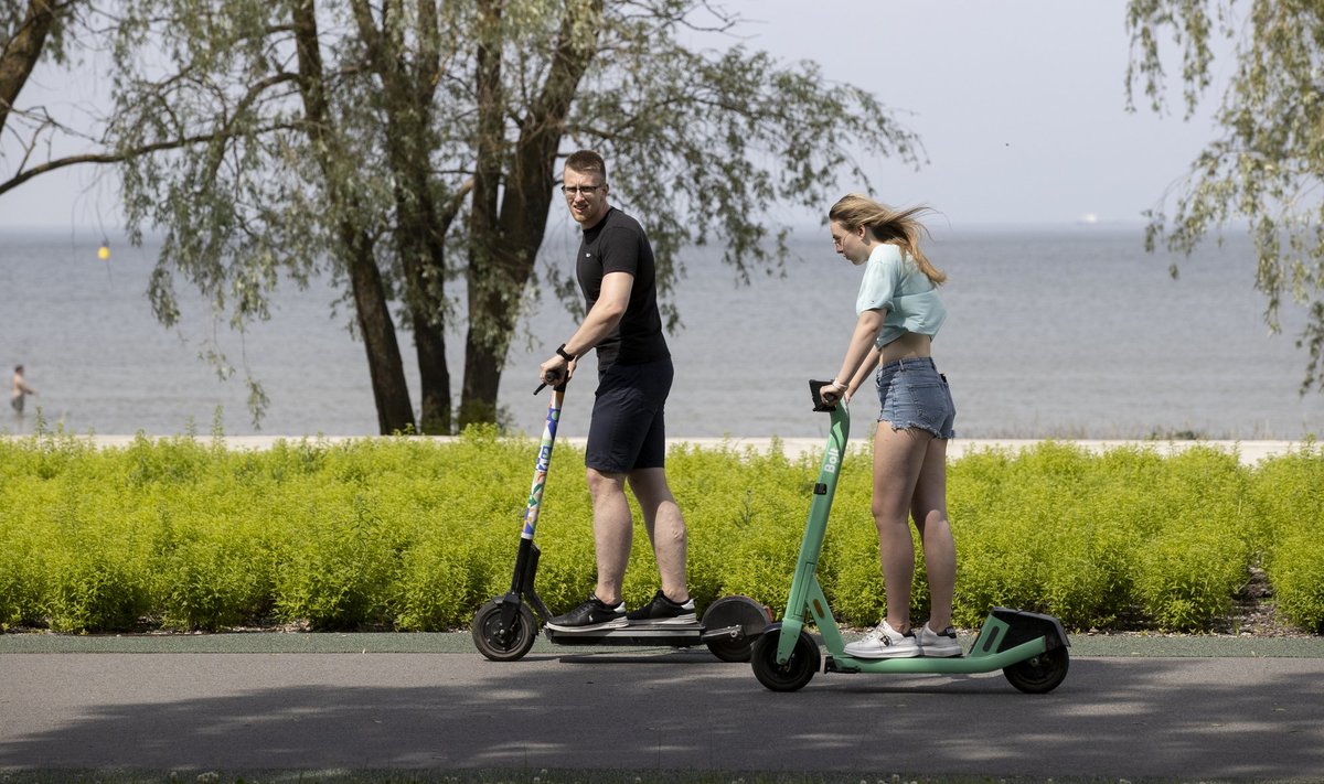 Tõukeratastega sõitjad