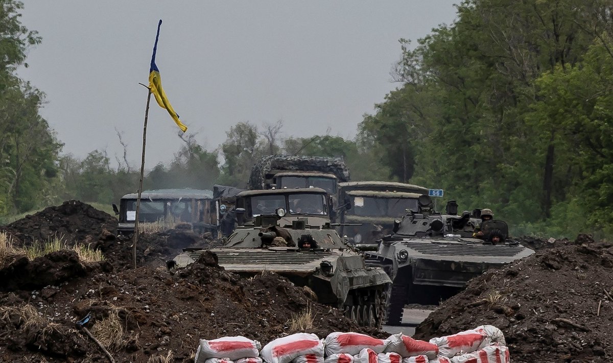 Ukraina väed Bahmuti ja Kostjantõnivka vahelisel maanteelõigul Donetskis.