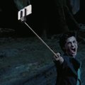 Humoorikad PILDID: Mis oleks siis, kui Harry Potteril poleks võlukeppi, vaid selfie stick?