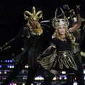 VIDEO: Alla 18 keelatud! Ulakas Madonna paljastas kontserdil rinna!