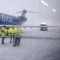 ФОТО и ВИДЕО: Самолет Nordica задымился перед взлетом. Причины не выявлены