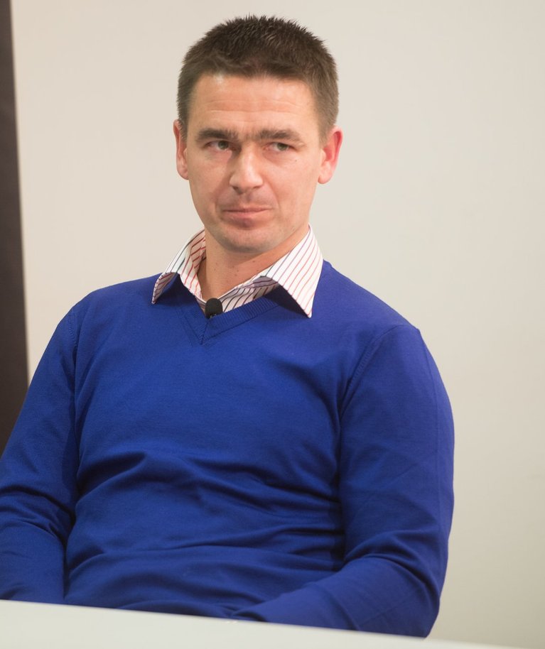 Andrei Stepanov esindas omal ajal Eesti koondist 89 korda. Nüüd tegeleb ta mängijate vahendamisega.