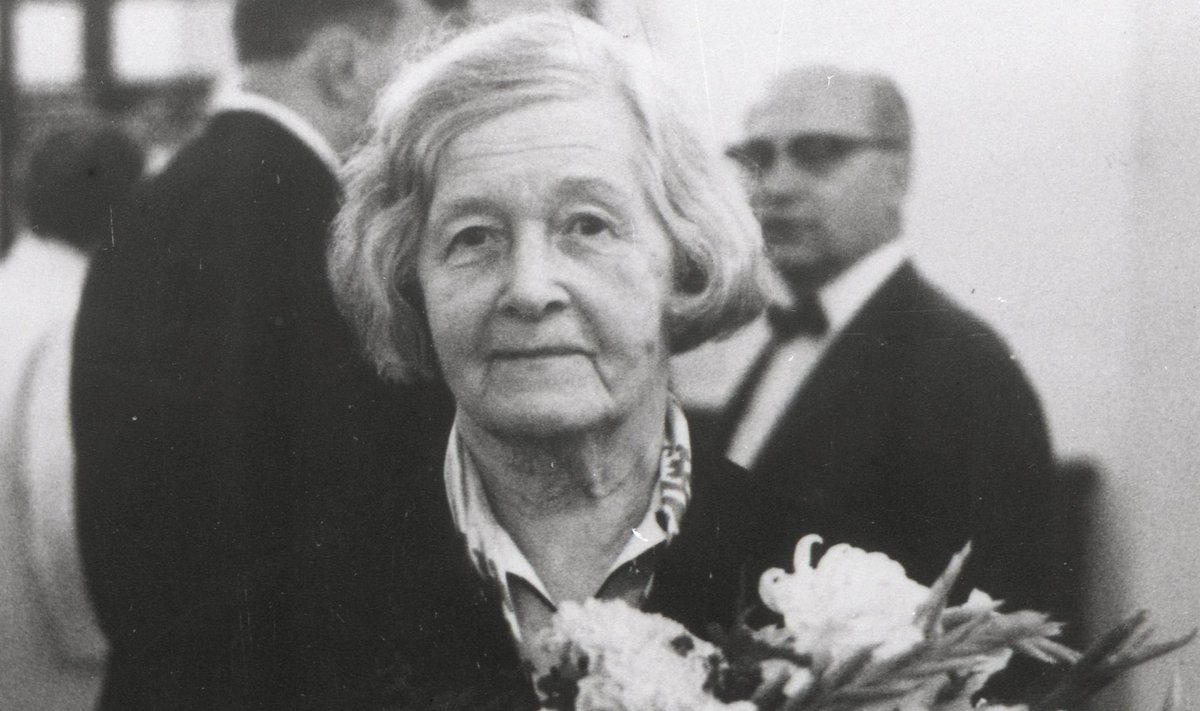 LEGEND JUBA ELU AJAL: Poetess Marie Under 16. septembril 1967.