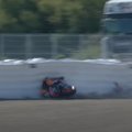 REUTERSI VIDEO | MotoGP maailmameister elas vabatreeningul üle karmi avarii: tänu piirdele olen veel siin