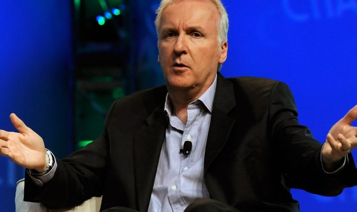 LAS VEGAS - MARCH 25: Film director James Cameron speaks during a round-table discussion at the International CTIA Wireless 2010 convention at the Las Vegas Convention Center March 25, 2010 in Las Vegas, Nevada. CTIA is the international association for the wireless telecommunications industry.   Ethan Miller/Getty Images/AFP