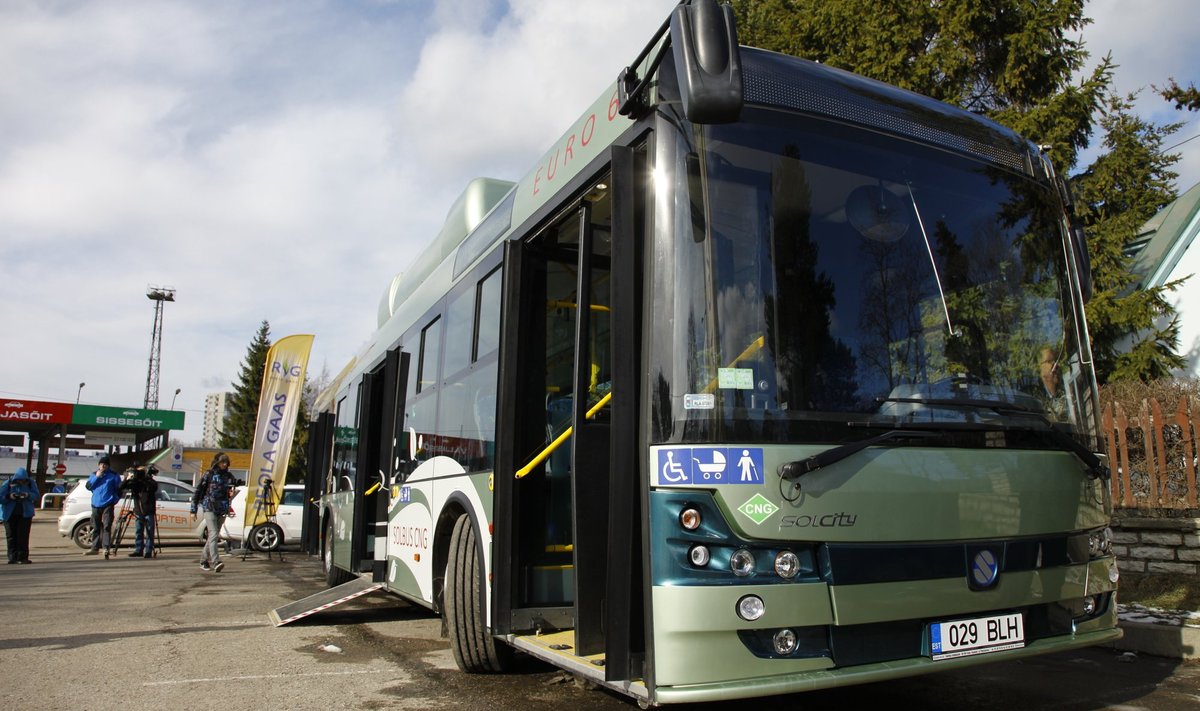 Uued gaasibussid on täielikud iludused. Ökonoomsed samuti