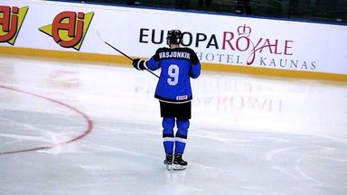 Хоккеист сборной Эстонии несколько лет отыграл в Штатах, а сейчас ищет новый клуб. „Ты там всегда в одиночестве“