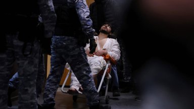 VIDEO ja FOTOD | Vene terrorirünnaku kahtlusalused käisid kohtus. Kõiki on rängalt piinatud