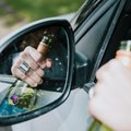 С 1 июня в Литве пить алкоголь нельзя не только водителю автомобиля, но и пассажирам