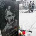"Вова не подведи": у посольства РФ в Киеве установили "надгробие" Путина