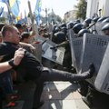 Paremsektor Delfile: verise heitluse korraldas miilits, Porošenko läheb Janukovitši teed