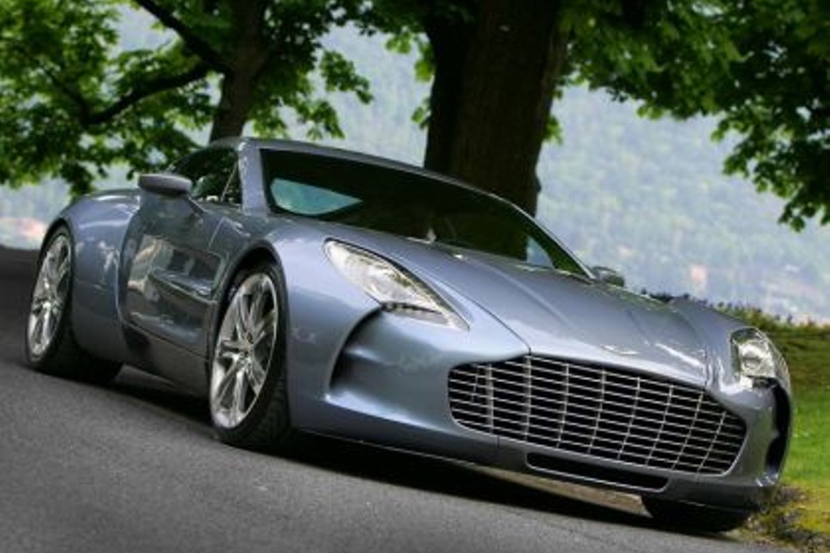 Эксклюзивный Aston Martin One-77 разогнался до 355 км/ч - Delfi RUS