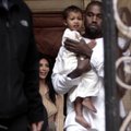 Kanye West arvab, et tema kaheaastane tütar peaks saama rohkem palka kui Kim Kardashian